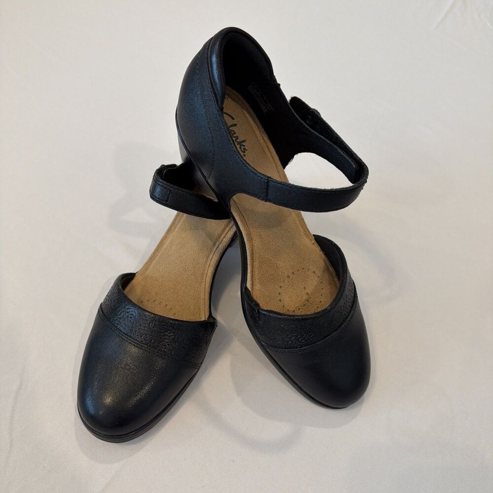Clarks Womens Sz 9.5 US 41 EU Emily 2 Ketra Black Ankle Strap Heels 7730304 EUC - Picture 7 of 14